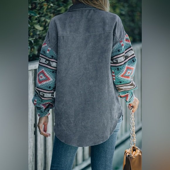 Geometric Button Up Dropped Shoulder Jacket - Picture 4 of 7